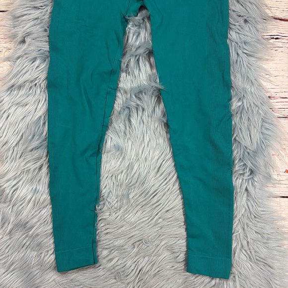 Set Active Sculptflex Seamless High Rise Leggings in Tropic - Picture 6 of 8